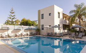 Athina Beach Hotel